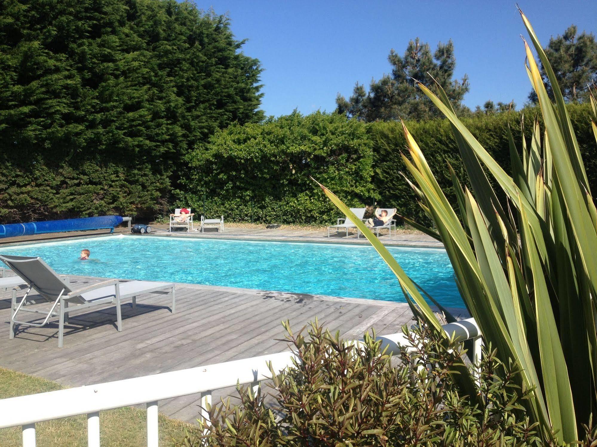 Le Galet Hotel & Spa Saint-Philibert  Esterno foto